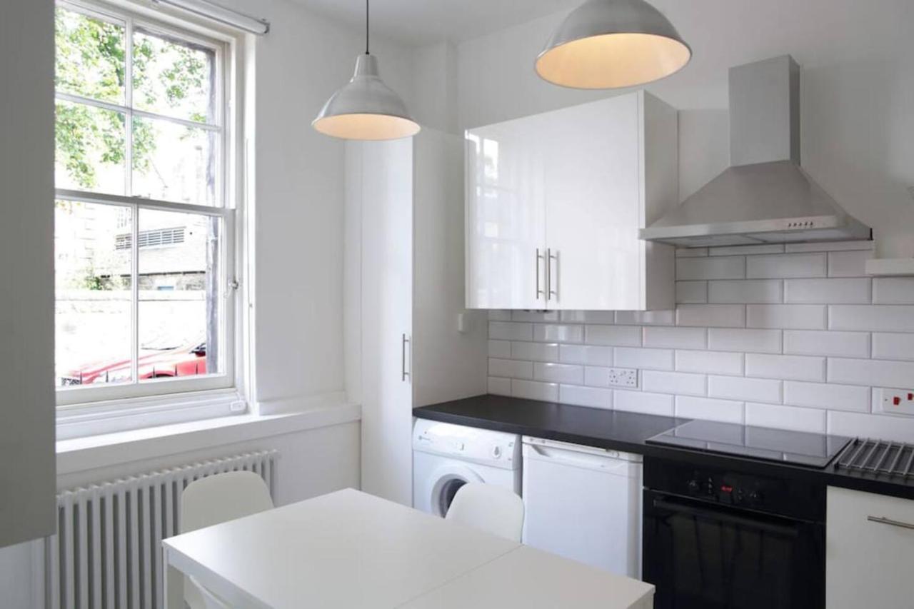 Beautiful Scandi-Inspired One Bed In Stockbridge Édimbourg Extérieur photo